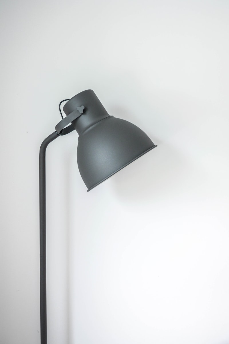 Nightstand lamp